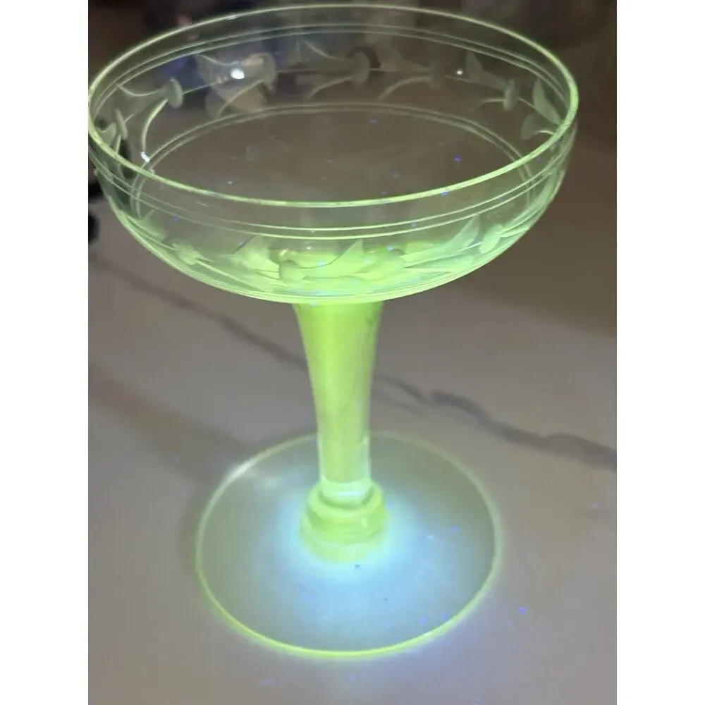 Vintage manganese glass Etched Floral Champagne Coupe Sherbet Glows UV 4.5”
